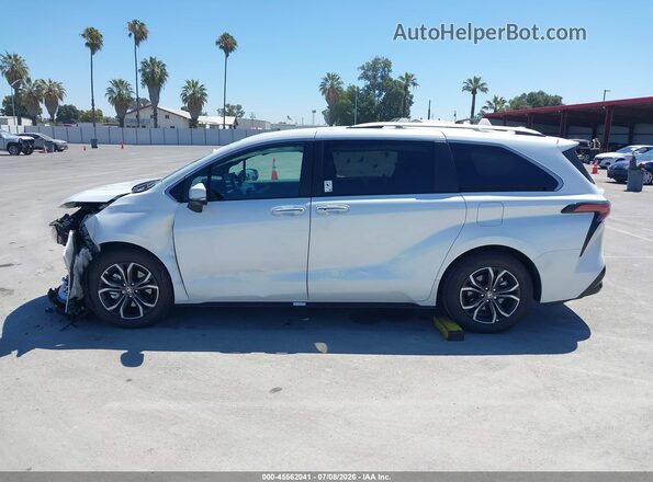 5TDESKFC4TS237086 2026 TOYOTA SIENNA White 