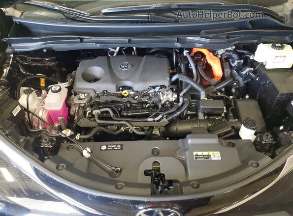 5TDESKFC4TS262067 2026 TOYOTA SIENNA Black Widok komory silnika