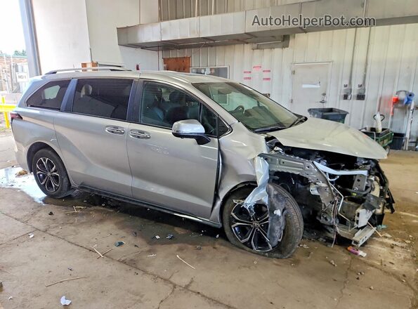 5TDESKFC8SS167770 2025 TOYOTA SIENNA Silver Առջևի աջ