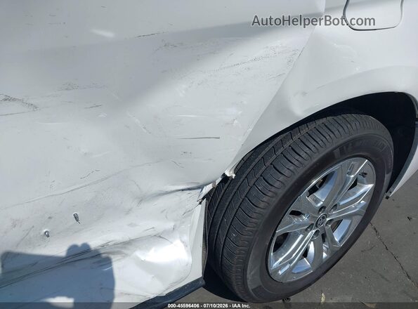 5TDESKFC9RS148820 2024 TOYOTA SIENNA White ხელსაწყოთა პანელის ხედი
