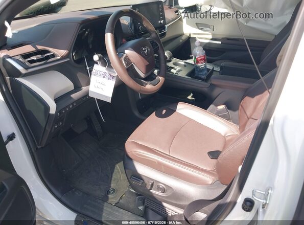 5TDESKFC9RS148820 2024 TOYOTA SIENNA White 