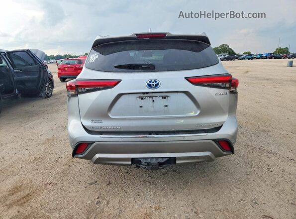 5TDFARAH5MS012423 2021 TOYOTA HIGHLANDER Silver უკანა ხედი