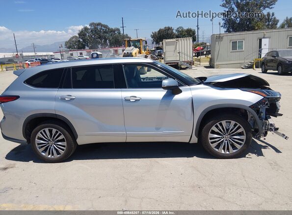 5TDFZRAH8LS010270 2020 TOYOTA HIGHLANDER Silver Vista interior trasera