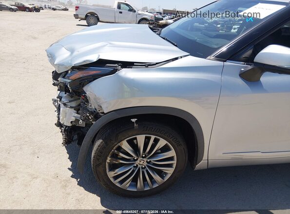 5TDFZRAH8LS010270 2020 TOYOTA HIGHLANDER Silver 