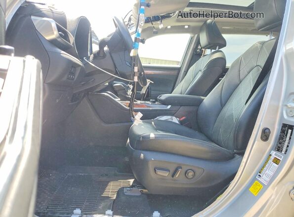 5TDFZRBH1MS098708 2021 TOYOTA HIGHLANDER Gray Widok wnętrza z przodu