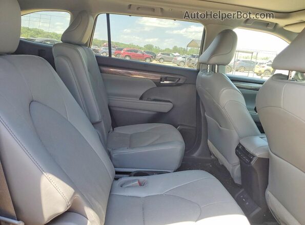 5TDFZRBH2MS159130 2021 TOYOTA HIGHLANDER Red უკანა სალონის ხედი