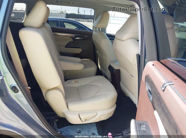 5TDFZRBH3LS001667 2020 TOYOTA HIGHLANDER Gray VIN կոդի պիտակի տեսք