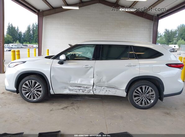 5TDFZRBH3NS172163 2022 TOYOTA HIGHLANDER White Панорамний вид салону 360°