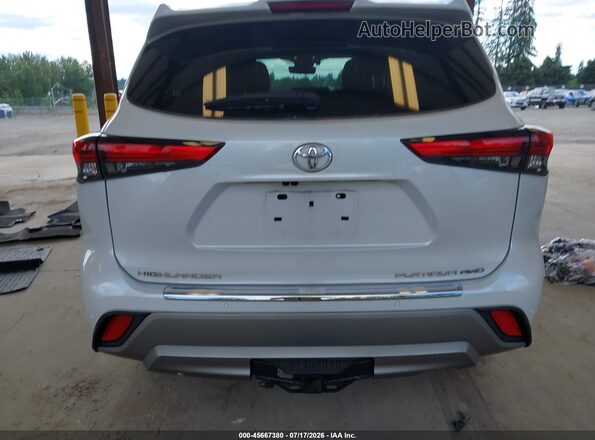 5TDFZRBH3NS172163 2022 TOYOTA HIGHLANDER White 