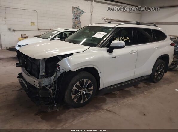 5TDGARAHXLS501788 2020 TOYOTA HIGHLANDER White Front left