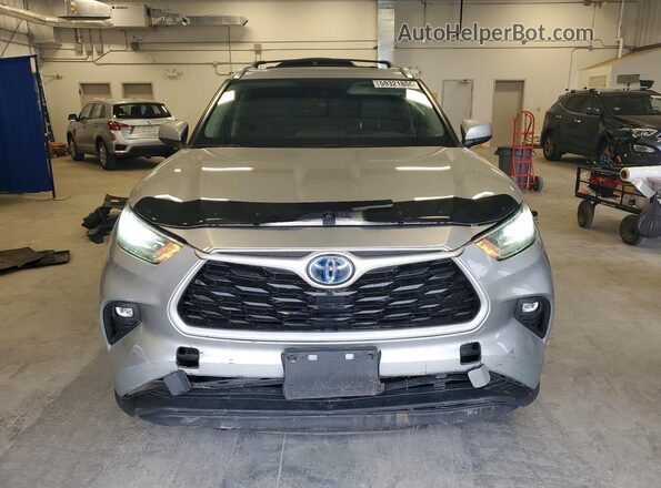 5TDGBRCH8LS503663 2020 TOYOTA HIGHLANDER Silver Вид спереду