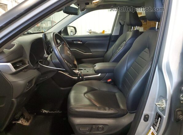 5TDGBRCH8LS503663 2020 TOYOTA HIGHLANDER Silver Вид салону спереду