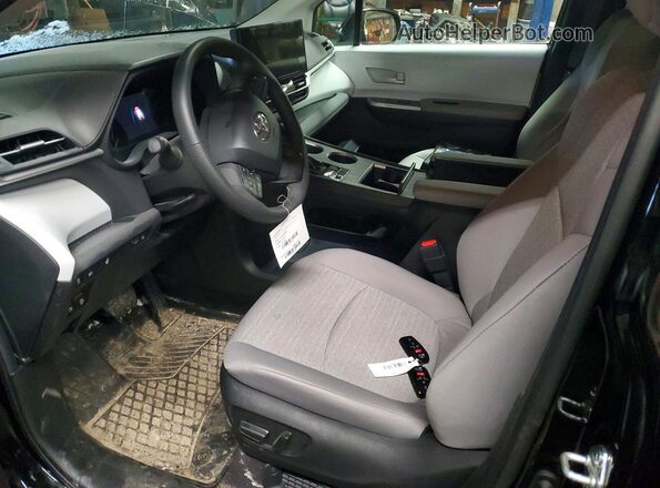 5TDGSKFC4SS206704 2025 TOYOTA SIENNA Black Սալոնի դիմացի տեսք