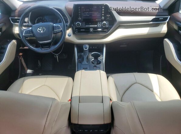 5TDGZRAH4MS045930 2021 TOYOTA HIGHLANDER Black Widok deski rozdzielczej