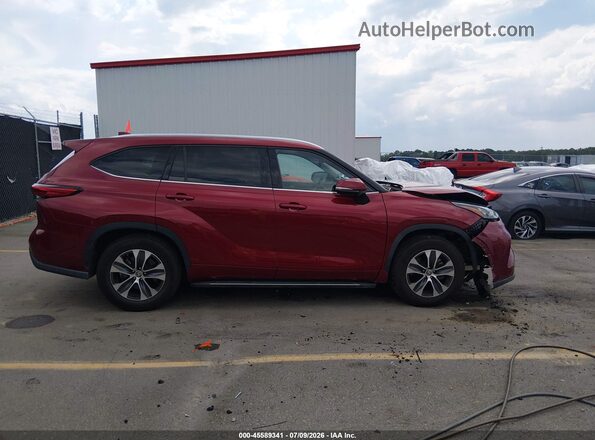 5TDGZRAH5LS023417 2020 TOYOTA HIGHLANDER Burgundy Widok wnętrza z tyłu