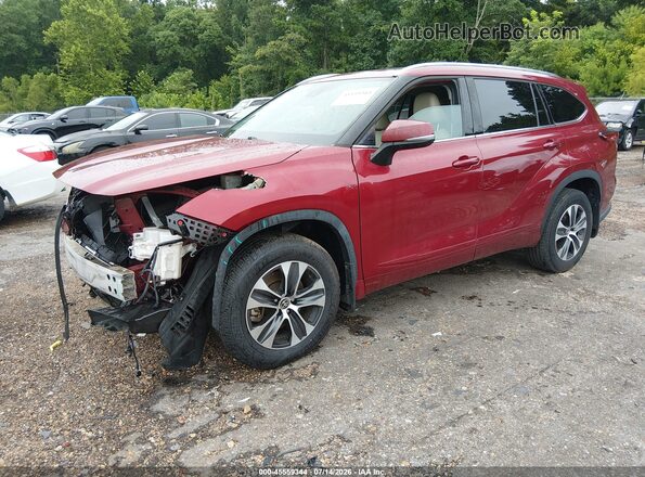 5TDGZRAH6MS087855 2021 TOYOTA HIGHLANDER Maroon წინა მარცხენა ხედი სამი მეოთხედიდან