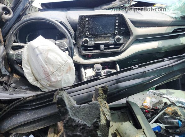 5TDGZRAH8MS042772 2021 TOYOTA HIGHLANDER Blue Вид панелі приладів