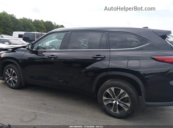 5TDGZRBH0MS540317 2021 TOYOTA HIGHLANDER Black Вид задньої частини салону