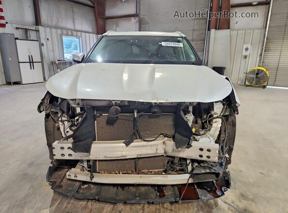 5TDGZRBH2NS163345 2022 TOYOTA HIGHLANDER White Vista frontal