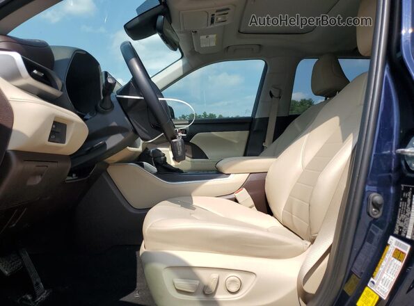5TDGZRBH3LS004301 2020 TOYOTA HIGHLANDER Blue Вид салону спереду
