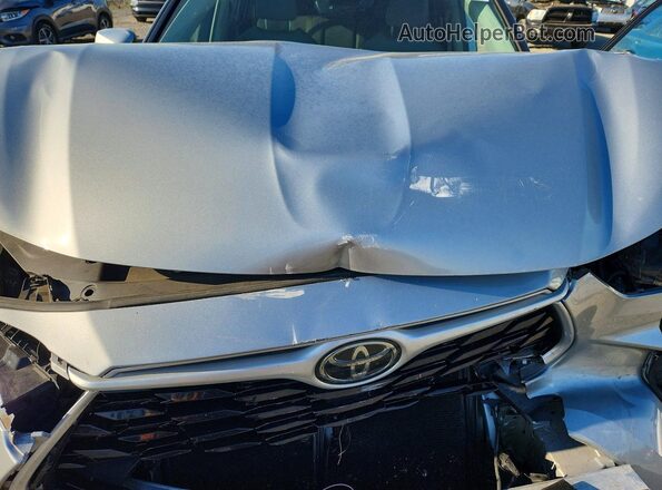 5TDGZRBH3LS045995 2020 TOYOTA HIGHLANDER Silver Engine compartment view