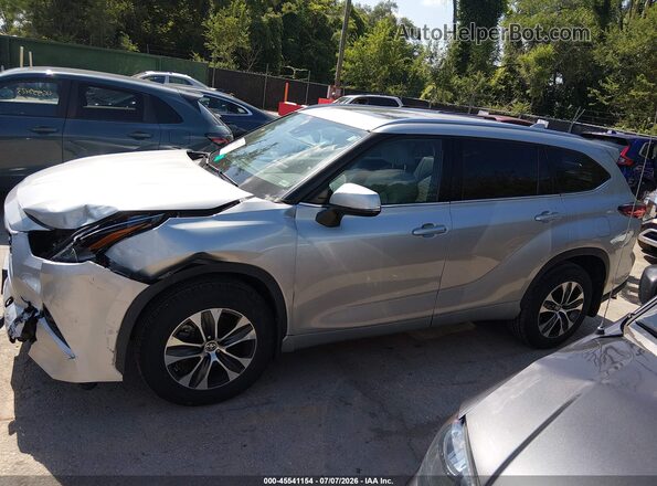 5TDGZRBH3MS129297 2021 TOYOTA HIGHLANDER Silver 