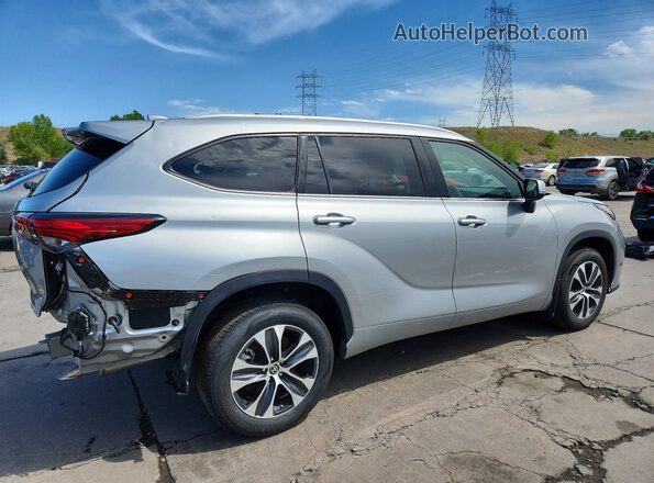 5TDGZRBH3NS163967 2022 TOYOTA HIGHLANDER Gray Tył prawy