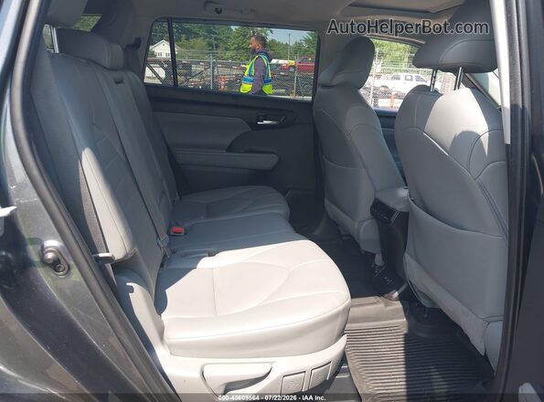 5TDGZRBH4LS512468 2020 TOYOTA HIGHLANDER Gray Widok naklejki z numerem VIN
