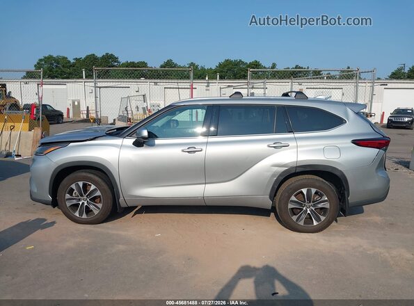 5TDGZRBH6MS149432 2021 TOYOTA HIGHLANDER Silver 