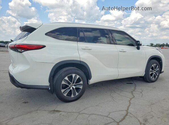 5TDGZRBH8MS079660 2021 TOYOTA HIGHLANDER Белый Задняя правая четверть