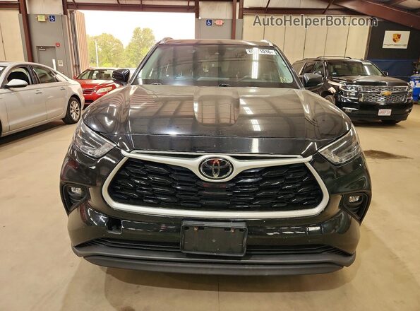 5TDGZRBH8MS093297 2021 TOYOTA HIGHLANDER Черный Вид спереди