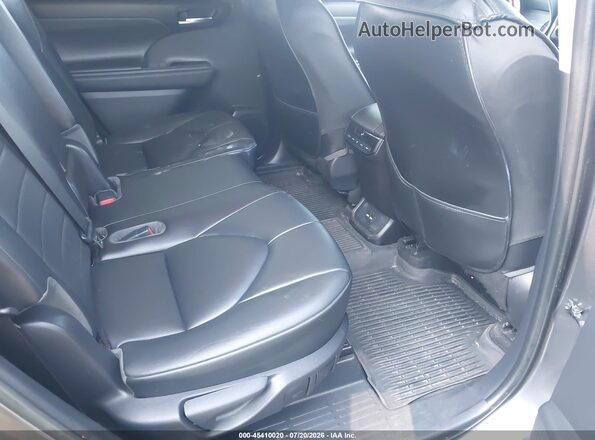 5TDGZRBH8MS529002 2021 TOYOTA HIGHLANDER Gray Вид наклейки з VIN-кодом
