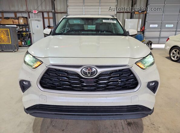 5TDGZRBH8MS541747 2021 TOYOTA HIGHLANDER White Вид спереду