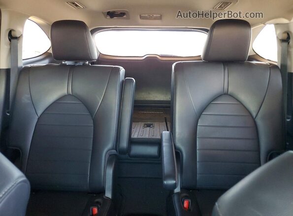 5TDGZRBH9LS514037 2020 TOYOTA HIGHLANDER Charcoal Rear seats view