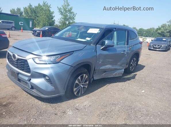 5TDGZRBHXLS048862 2020 TOYOTA HIGHLANDER Gray Vista tres cuartos delantera izquierda