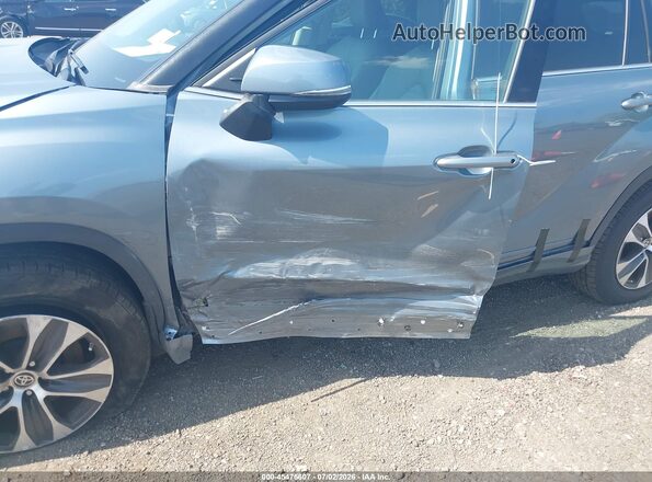 5TDGZRBHXLS048862 2020 TOYOTA HIGHLANDER Gray Vista frontal