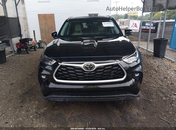 5TDGZRBHXNS191992 2022 TOYOTA HIGHLANDER Black ხელსაწყოთა პანელის ხედი