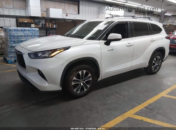 5TDHARAH9LS500801 2020 TOYOTA HIGHLANDER Cream Front left