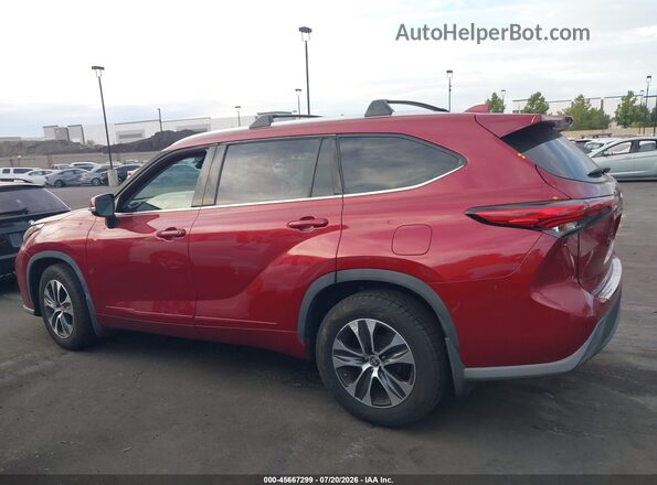 5TDHZRAH1MS079604 2021 TOYOTA HIGHLANDER Red 