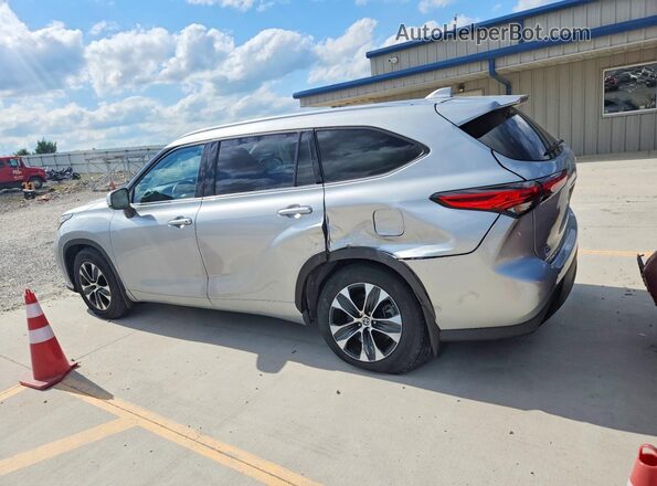 5TDHZRBH7MS523194 2021 TOYOTA HIGHLANDER Silver Trasero izquierdo
