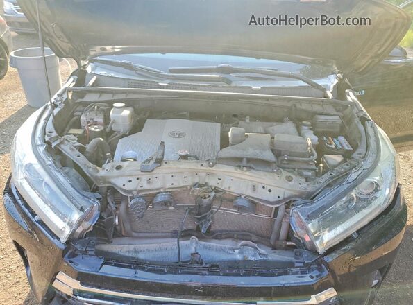 5TDJGRFH1JS050597 2018 TOYOTA HIGHLANDER Black Engine compartment view