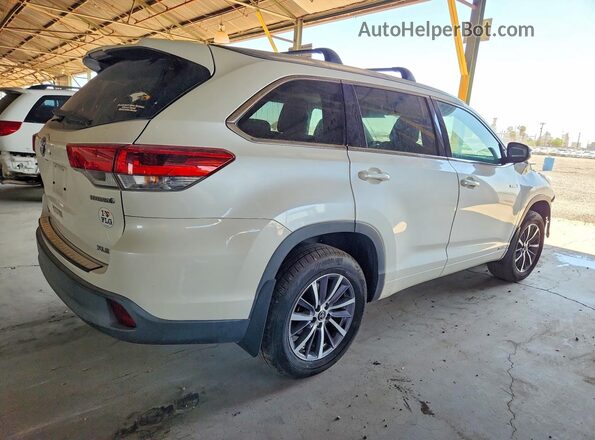 5TDJGRFH2HS034225 2017 TOYOTA HIGHLANDER White Tył prawy