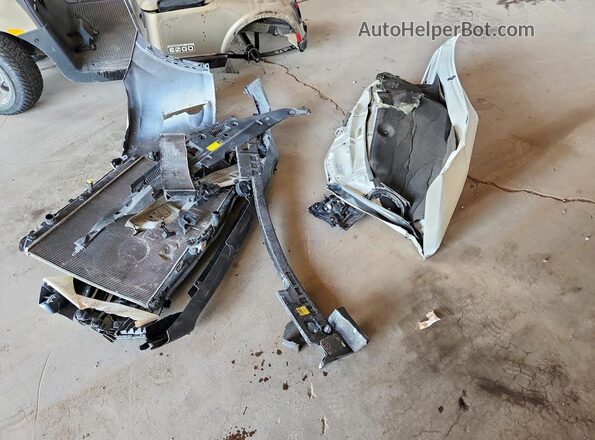 5TDJGRFH2HS034225 2017 TOYOTA HIGHLANDER White Widok naklejki z numerem VIN