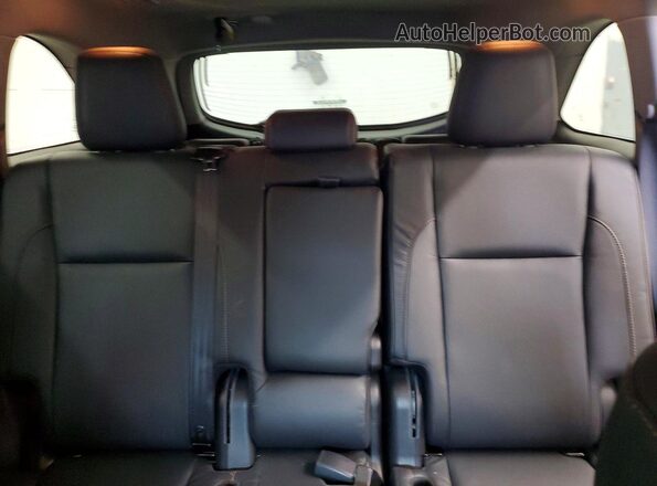 5TDJGRFH2JS037115 2018 TOYOTA HIGHLANDER Gray უკანა სავარძლების ხედი