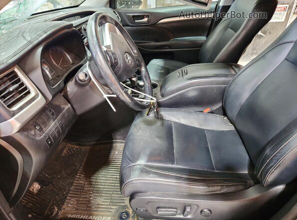 5TDJGRFH3JS038418 2018 TOYOTA HIGHLANDER Black Вид салону спереду