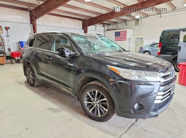 5TDJGRFH3JS038418 2018 TOYOTA HIGHLANDER Black Передня права чверть