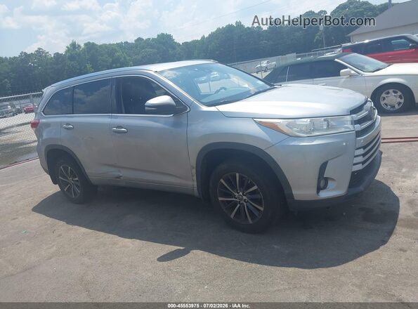 5TDJGRFH6JS045105 2018 TOYOTA HIGHLANDER HYBRID Silver Вид задньої частини салону