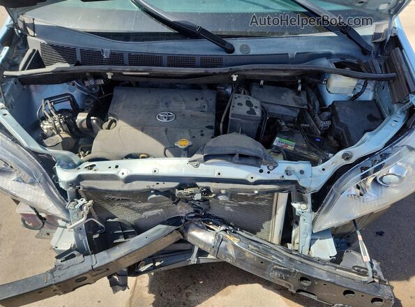 5TDJK3DC9GS132024 2016 TOYOTA SIENNA Blue Rear interior view