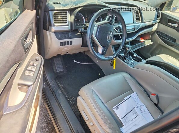 5TDJKRFH3GS292301 2016 TOYOTA HIGHLANDER Black Widok deski rozdzielczej