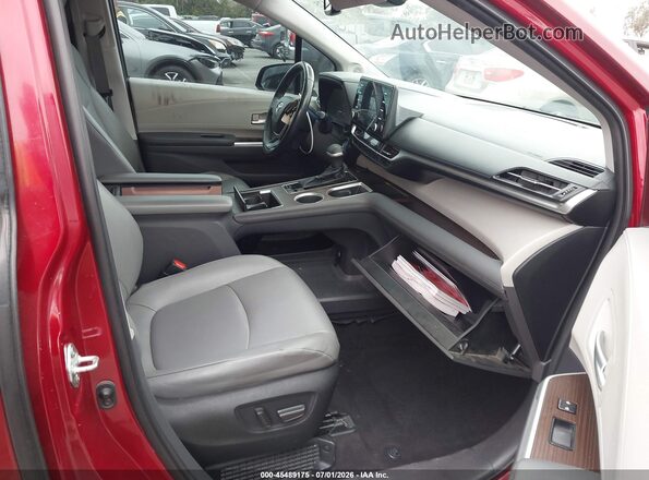 5TDJRKEC0NS080252 2022 TOYOTA SIENNA Красный Вид салона спереди